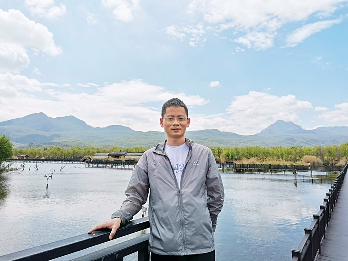 潘伟刚.jpg