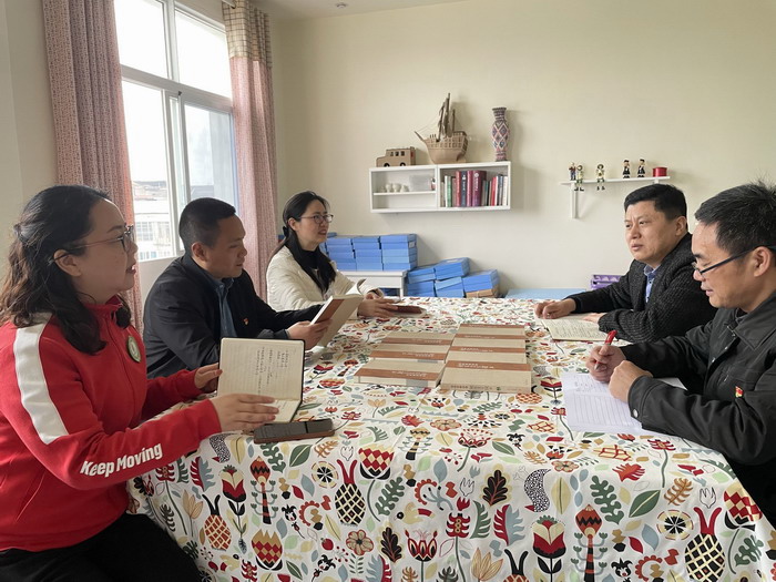 访企拓岗：大足双路幼儿园.jpg