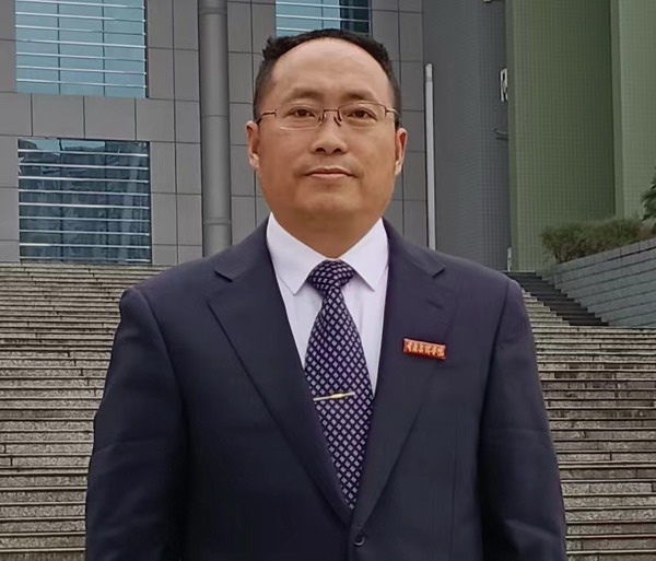 贺能坤2023年10月1日.jpg